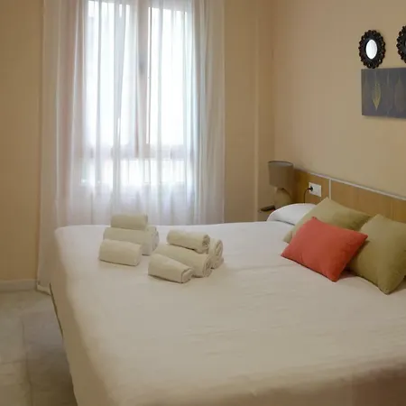 Casa-patio Palmeras Cordova