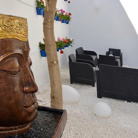 Casa-patio Palmeras 아파트 *