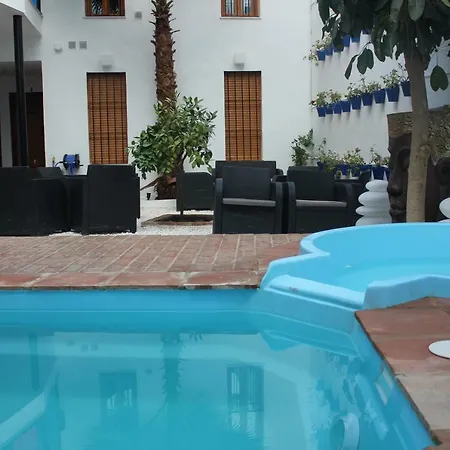 Casa-patio Palmeras *